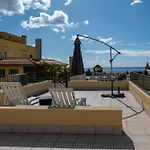Apartmán Centre Floor Terrace & Large Balconies *