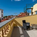Centre Floor Terrace & Large Balconies *