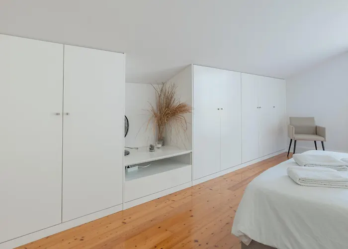 Centre Floor Terrace & Large Balconies Funchal (Madeira)