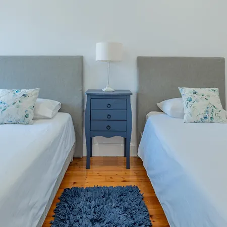 Centre Floor Terrace & Large Balconies Apartamento *